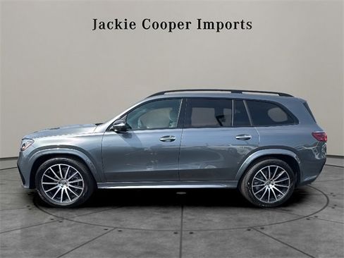 New 2026 Mercedes-Benz GLS 450 4MATIC image 2