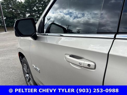 Used 2023 Chevrolet Tahoe LT w/ LT Signature Plus Package RWD image 11