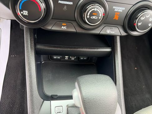 Used 2021 Kia Forte LXS FWD image 23
