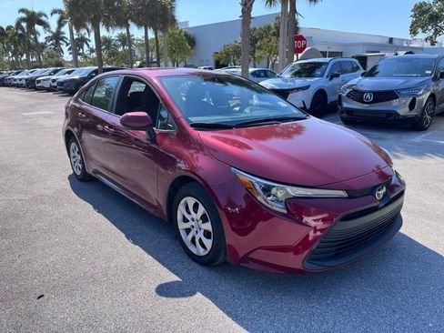 Used 2023 Toyota Corolla LE image 1