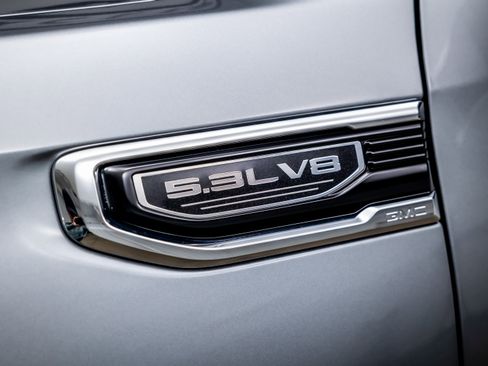 Used 2026 GMC Sierra 1500 SLT AWD/4WD image 18