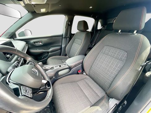 Used 2024 Honda HR-V Sport image 18