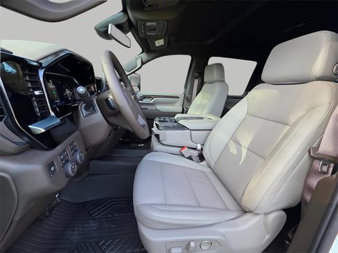 New 2026 Chevrolet Silverado 2500 LT w/ Texas Edition image 23