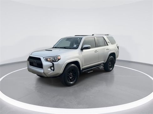 Used 2023 Toyota 4Runner TRD Off-Road Premium image 3