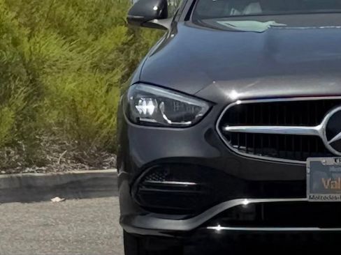 Used 2022 Mercedes-Benz C 300 Sedan image 7
