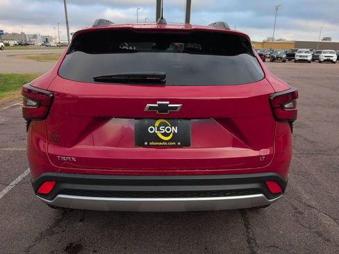 New 2026 Chevrolet Trax LT w/ LT Convenience Package image 4