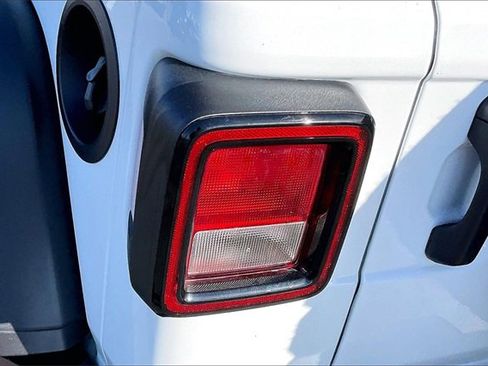 Used 2026 Jeep Wrangler Willys image 28