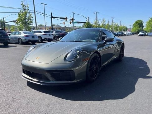 Used 2023 Porsche 911 Carrera 4 GTS AWD/4WD image 3