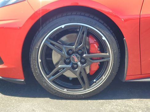 Used 2023 Chevrolet Corvette Stingray Premium Conv w/ Z51 Performance Package RWD image 29