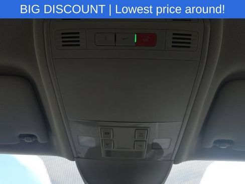 Used 2024 Volkswagen Taos S AWD/4WD image 29