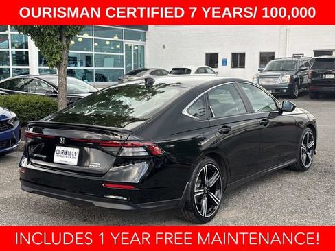 Used 2025 Honda Accord Sport image 3