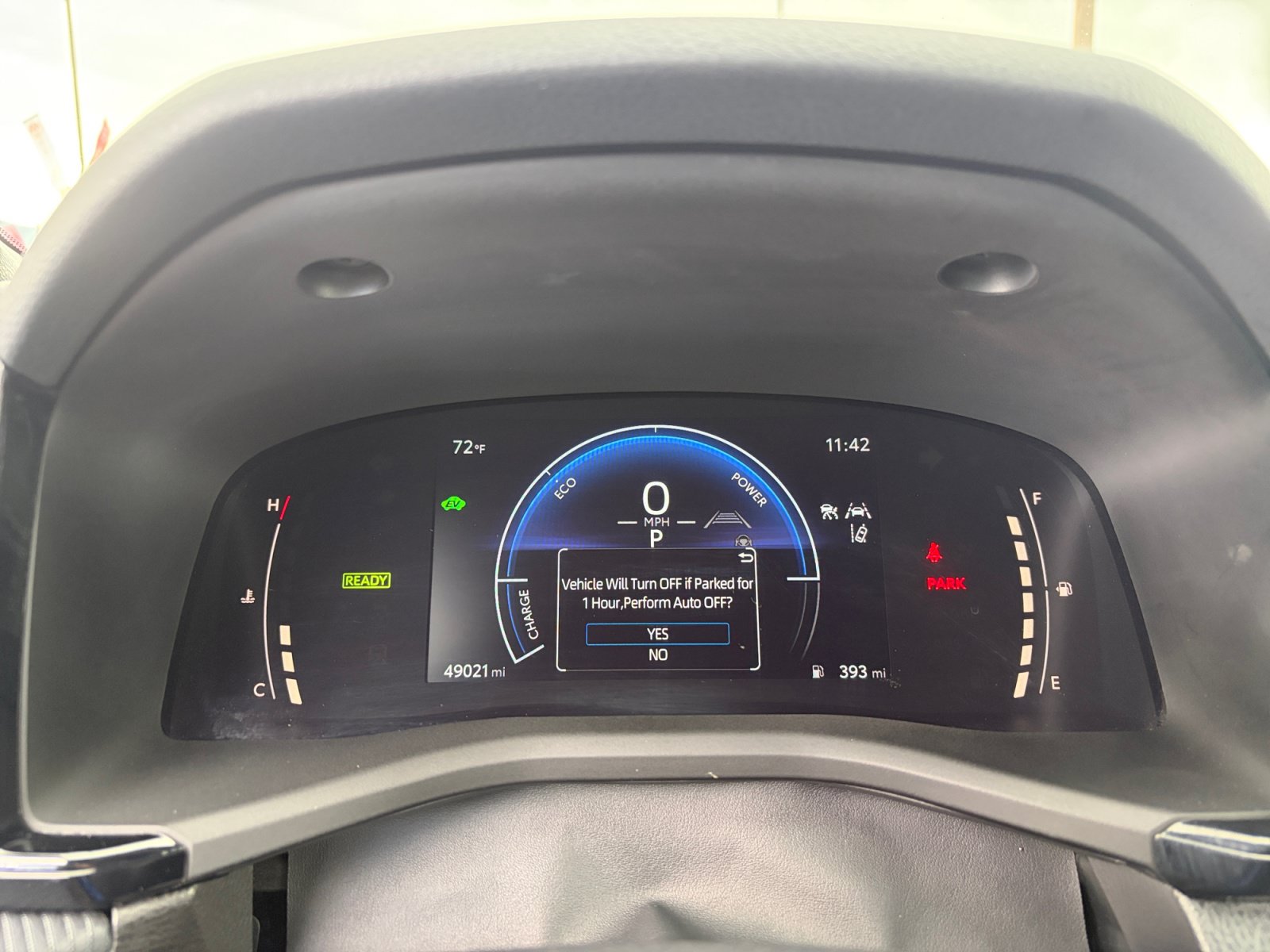 Used 2025 Toyota Camry SE FWD image 13
