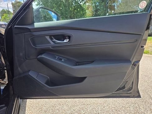 Used 2025 Honda Accord SE image 27