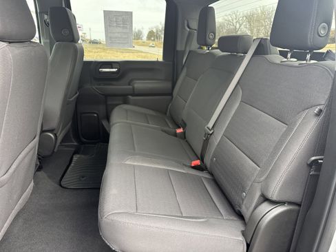 Used 2024 Chevrolet Silverado 2500 Custom w/ Custom Value Package image 10