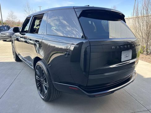 New 2026 Land Rover Range Rover Long Wheelbase SE AWD/4WD image 7