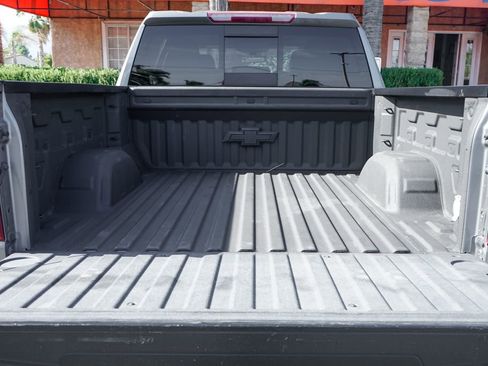 Used 2020 Chevrolet Silverado 1500 LT Trail Boss AWD/4WD image 9