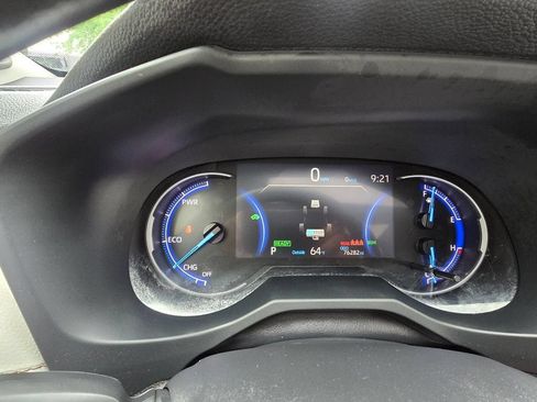 Used 2019 Toyota RAV4 Limited AWD/4WD image 21