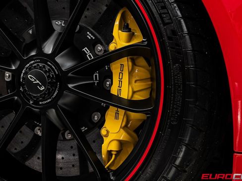 Used 2018 Porsche 911 GT3 RWD image 23