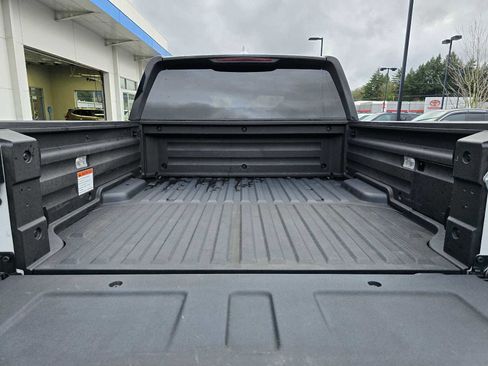 Used 2023 Honda Ridgeline Sport image 17