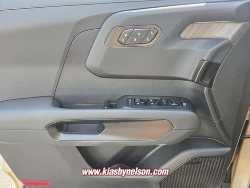 New 2027 Kia Telluride X-Line SX Prestige w/ Towing Package AWD/4WD image 16