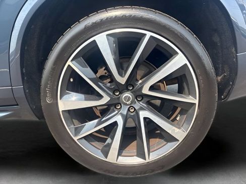 Used 2018 Volvo XC90 T6 Momentum w/ Convenience Package AWD/4WD image 34