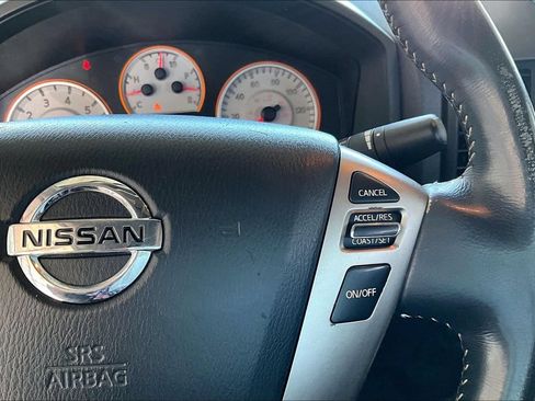 Used 2014 Nissan Titan PRO-4X AWD/4WD image 26