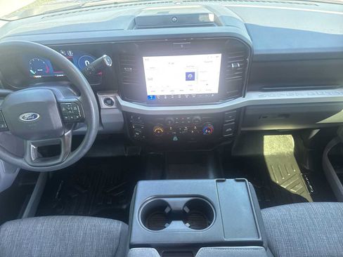 Used 2025 Ford F350 XLT w/ Black Appearance Package AWD/4WD image 14