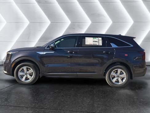 New 2026 Kia Sorento LX FWD image 2