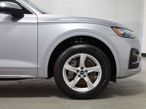 Used 2023 Audi Q5 Premium w/ Convenience Package image 11