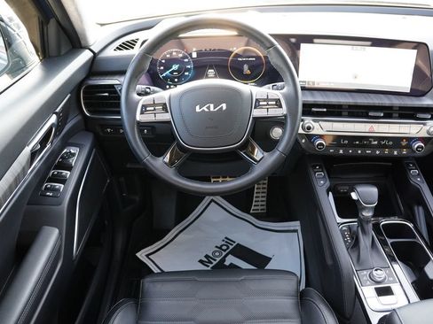 Certified 2024 Kia Telluride SX Prestige w/ Towing Package AWD/4WD image 23