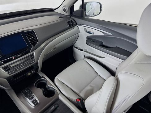 Used 2023 Honda Ridgeline RTL image 25