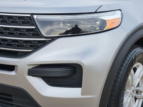 Used 2023 Ford Explorer XLT RWD image 17