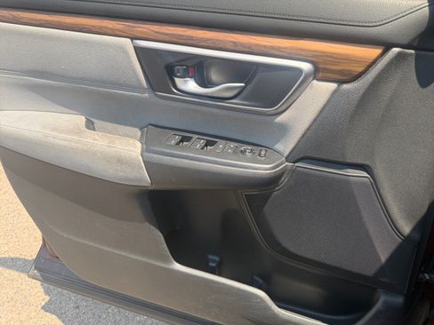 Used 2017 Honda CR-V EX image 13