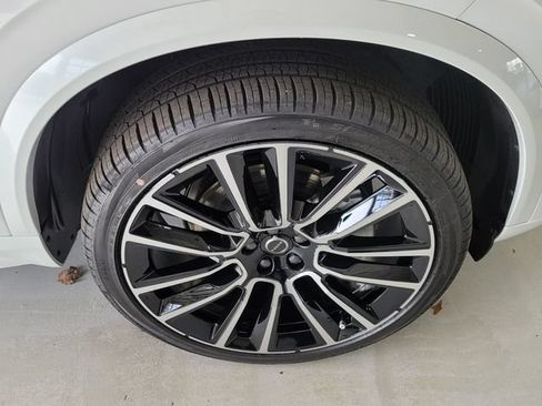 New 2026 Volvo XC90 B6 Ultra w/ Lounge Package AWD/4WD image 29