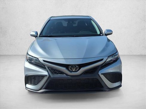 Certified 2021 Toyota Camry SE FWD image 2