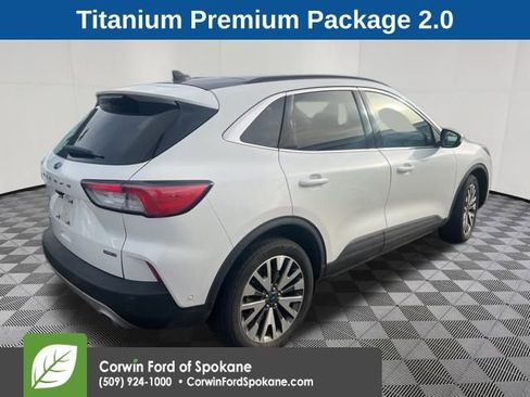 Used 2020 Ford Escape Titanium w/ Titanium Premium Package 2.0 image 3