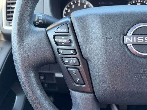 Used 2023 Nissan Frontier SV w/ Tow Package image 12