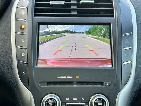 Used 2015 Lincoln MKC FWD w/ Equipment Group 102A Reserve image 21