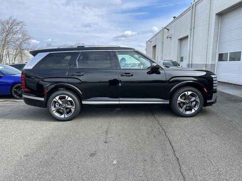 New 2026 Hyundai Palisade Limited image 2