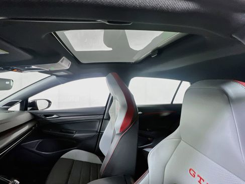 Used 2024 Volkswagen GTI SE image 21