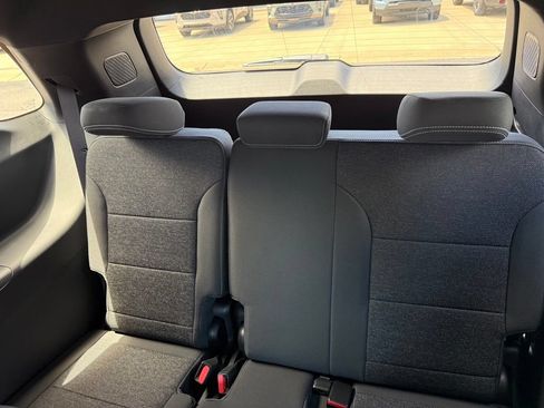 New 2026 Chevrolet Traverse LT w/ Enhanced Driving Package FWD image 16