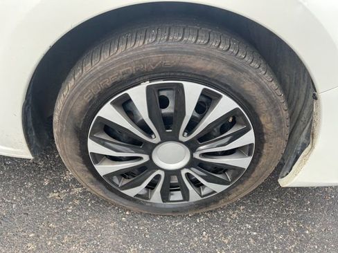 Used 2019 Subaru Impreza 2.0i image 12