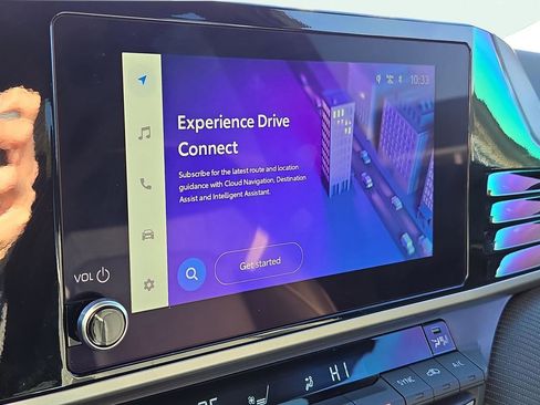 Used 2025 Toyota Camry SE image 17