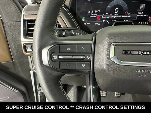 Used 2025 GMC Yukon Denali Ultimate AWD/4WD image 12