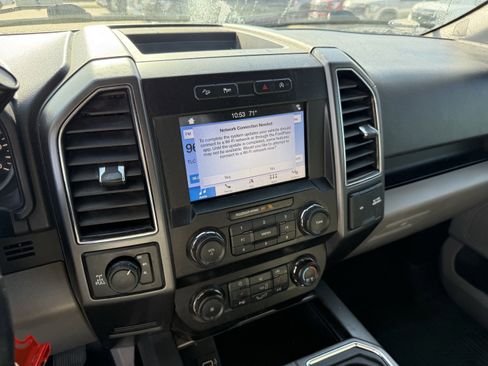 Used 2019 Ford F150 XLT w/ Equipment Group 302A Luxury image 19