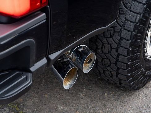 Used 2024 Ford F250 Platinum image 37