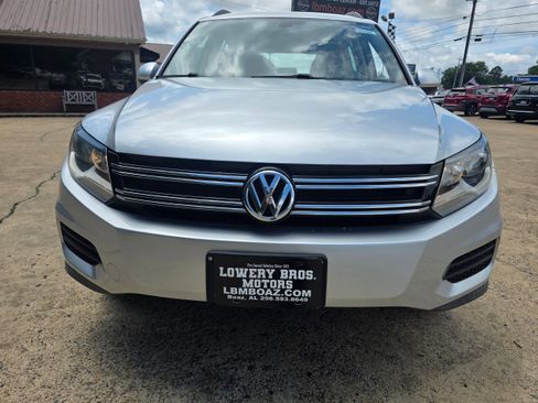 Used 2016 Volkswagen Tiguan S AWD/4WD image 2