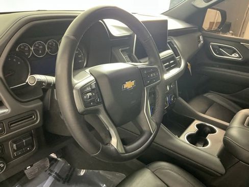 Used 2021 Chevrolet Tahoe LT w/ LT Signature Package image 38