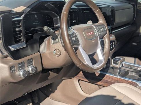 Used 2023 GMC Sierra 1500 SLT w/ SLT Premium Plus Package image 6