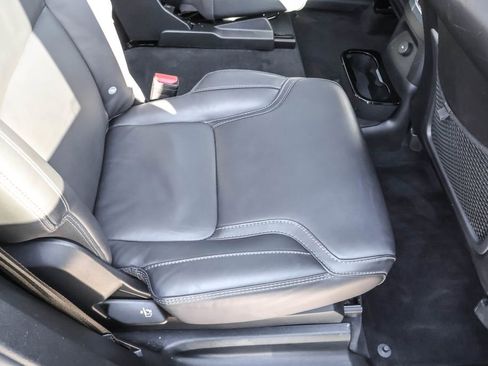 Used 2023 Volvo XC90 T8 Ultimate image 34